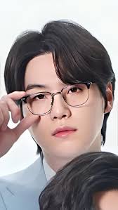 Tammy Everson adlı kullanıcının Suga baby panosundaki Pin