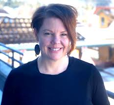 Bella Pella Salon Bar