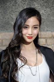 In deutschland lief der film am 14. Wallpapper Independence Day Resurgence Actress Angelababy At Gvenchy Fashion Show In Paris