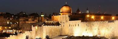 Auf dem tempelberg in jerusalems altstadt war es am montag erneut zu schweren auseinandersetzungen gekommen. Funf Fragen Und Antworten Zum Tempelberg In Jerusalem Domradio De Katholische Nachrichten
