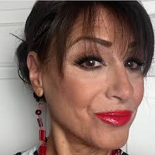 Susan Hausmann's Instagram, Twitter & Facebook