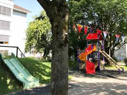 Die privat schule rudolf steiner schule winterthur unter den privatschulen strebt als privatschule zürich danach, kindern das staunen über die wunder und herausforderungen der welt zu. Schule Primarschule Steinacker