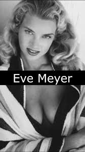 Ed Collects (@ed_collects)