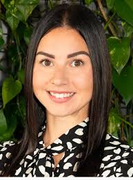 Can someone change the color of my shirt to something more flattering?  Please🤞🏻