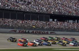 Mark martin prowadzący samochód nr 6 zajął drugie miejsce za stewartem z 38 punktami. Nascar Cup Images Talladega Superspeedway
