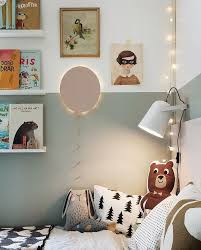 Une Maison De Famille Suedoise Une Hirondelle Dans Les Tiroirs Chambre Enfant Maison De Famille Deco Chambre Enfant