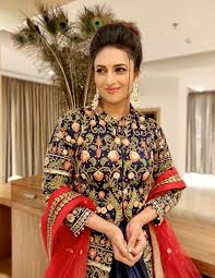 Divyanka Tripathi Age Instagram Husband Wiki Bio Tv Shows Awards Weeding Pics All photos events posters wallpapers.