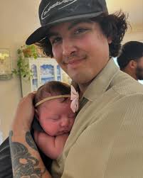 Lola Cisneros(@l0lacisner0s) • Instagram 사진 및 동영상