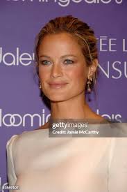 1,577 Elizabeth Murphy Photos & High Res Pictures