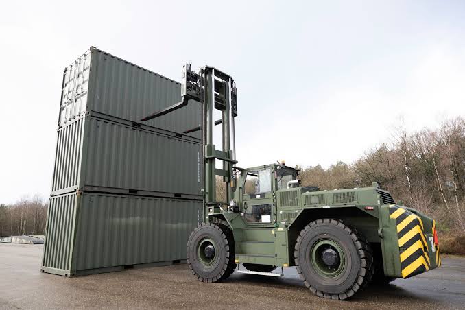 Lift King LK16M42 Forklift