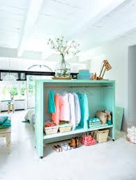 Here's a comprehensive list of why that is. 16 Grand Room Divider Ideas To Smartly Sculpt Your Open Space