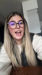 💕Háléy💕 (@haley.cote)