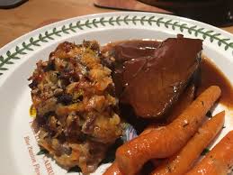 Rinderschmorbraten In Rotweinsauce Rezept Rinderschmorbraten Rinderbraten Fleisch Gerichte