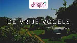 Door middel van grappige illustraties en aantrekkelijke teksten (o.a. De Vrije Vogels Youtube