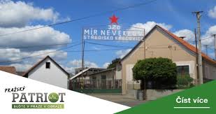 Český venkov schytal za posledních 70 let mnoho políčků. Jak Vypada Vesnicka Ma Strediskova Dnes Stale Jako Ve Filmu Jen Otikova Rampa Nedopadla Dobre Prazsky Patriot