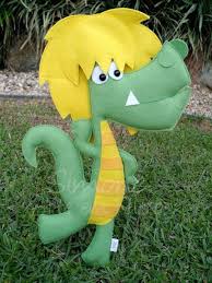 The game is based on the brazilian novel series of the same name. Dedoche Em Feltro Conta Historia Sitio Do Picapau Amarelo No Elo7 Virginia Dias Capricho Amor E Arte 14ddfa6 Sitio Picapau Amarelo Feltro Sitio Do Picapau