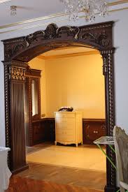 варианты оформления как оформить дверной проем без двери на кухню фото Elitnaya Mebel Ot Gorelova Eksklyuzivnye Interery Iz Massiva Mebel Dlya Rukovoditelya Avtorskaya Mebel Mebel Na Zakaz Dizajn Potolka Interer Dizajn Dveri