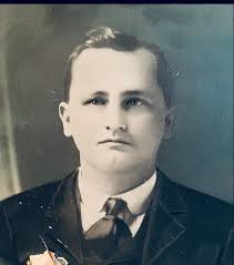 Is this old gas station in Queen City or Downing?