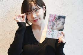 好きな人ができなくて悩むなら、コレしてみて」。大喜利AV女優深田えいみさんのお悩み相談室が心に響きすぎる。