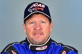 Casey Arneson's Instagram, Twitter & Facebook