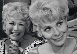 The Fun Girls Joyce Jameson And Jean Carson Vintage Hollywood Cool Girl Baby Face