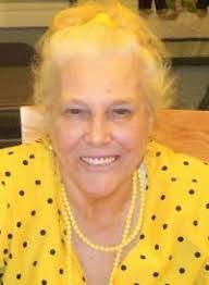 Elsie Hatfield's Instagram, Twitter & Facebook