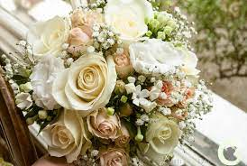 Your wedding bouquet is one of the most important staple pieces as you walk down the aisle on your big day. Blush Pink And Cream Wedding Flowers At The Mere Resort Laurel Weddings