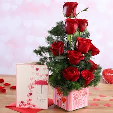 Send valentines flowers and card. Valentine S Day Flowers Greeting Cards Online Buy Valentine Cards Ferns N Petals