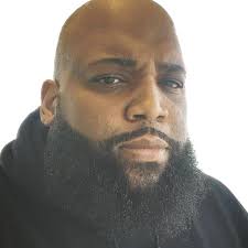 Truck Ya! 😎💪⭕️ Chevy Silverado Looking Fresh On Vogue Red Stripe Tyres  #Chevrolet