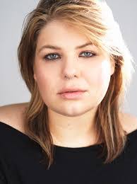 Laura Knarr's Instagram, Twitter & Facebook