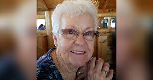 Darlene Sisk's Instagram, Twitter & Facebook