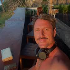 🏡🏝️ Home, wholesome, grounding, amazing people, epic community, beautiful  culture, ocean, nature, peaceful, calm, fun, play, activities, good food,  vibin cafes, epic coffee, home delivered produce, cows, chickens 😂 👌 I  used