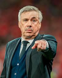CARLO ANCELOTTI: “El error que cometen los entrenadores de la nueva  generación es que le dan demasiada información del juego con balón a los  jugadores. Esto quita la creatividad. Una cosa es