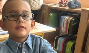 Vozík pro předčasně narozeného Dana