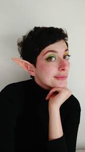 My local Chabad house (Gothenburg, Sweden, Europe) is throwing a Purim  party with an orange theme in honor of Shiri, Ariel and Kfir ❤️🧡🧡. I  bought a bright orange shirt at a