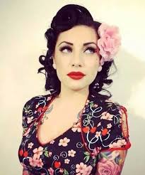 Secure the twist with the jaw clip, leaving the ends to cascade over it. 50 Perfect Pin Up Hairstyles My New Hairstyles