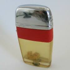 Vintage Scripto Chrome Vu Lighter With Dice And Red Band 5077 Ebay In 2020 Red Band Orange Band Ebay