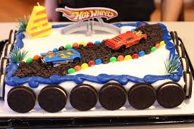 Car Birthday Cake For 7 Year Old Boy Diy Hotwheels Birthday Cake Hot Wheels Birthday Hotwheels Birthday Party Boy Birthday Cake