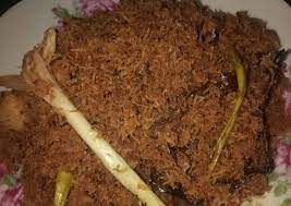 Berikut ini resep serundeng daging sapi: Bagaimana Cara Memasak Gepuk Daging Sapi Krenyes Yang Luar Biasa