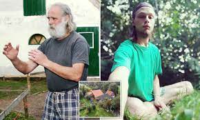 Bovendien is het ook niet nodig dat van d. Father Who Kept His Children Captive On Dutch Farm Beat Them To Drive Out Bad Spirits Daily Mail Online