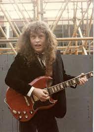 Free for commercial use no attribution required high quality images. Kuttguguhuj Angus Young Acdc Angus Musical Hair