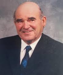 Hilda Neumann's Instagram, Twitter & Facebook