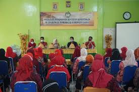 Dapatkan penjelasan bukan hanya jawaban. 40 Persen Siswa Sd Bajeng Telah Miliki Buku Rekening