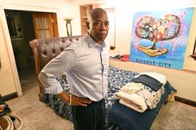 Eric adams rose from abject poverty to serve nyc community. Eric Adams Gave A Tour Of His Apartment Does He Live There