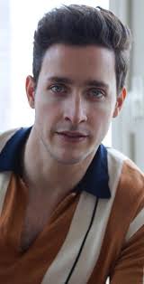 Clean Shave Is Clean Shaven Look A Beard Style Beard Styles Clean Shaven Mens Hairstyles