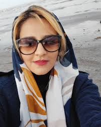 ميدونی نصف بيشتر دلخوريات از آدما برميگرده به خودت؟ اشکال کار درست از جايی  شروع ميشه که توو يه رابطه طرف مقابلتو شبيه خمير بازی ميبينی و ميخوای اونو  به شکلی دربياری