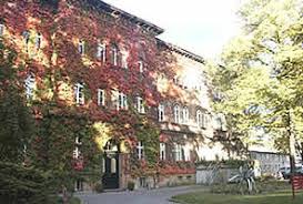 Rund 300 menschen arbeiten hier auf höchstem fachlichen niveau. Potsdam Abc De Kurzinfo Verein Oberlinhaus