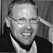 Paul Holstein's Instagram, Twitter & Facebook