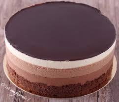 C Est Ma Fournee L Entremets Trois Chocolats De Valrhona Gateau 3 Chocolat Gateau Trois Chocolat Chocolat