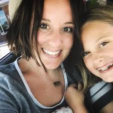 Ashley Rexrode's Instagram, Twitter & Facebook